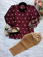 Boys Maroon buti kurta set - Chain and Shoes Included