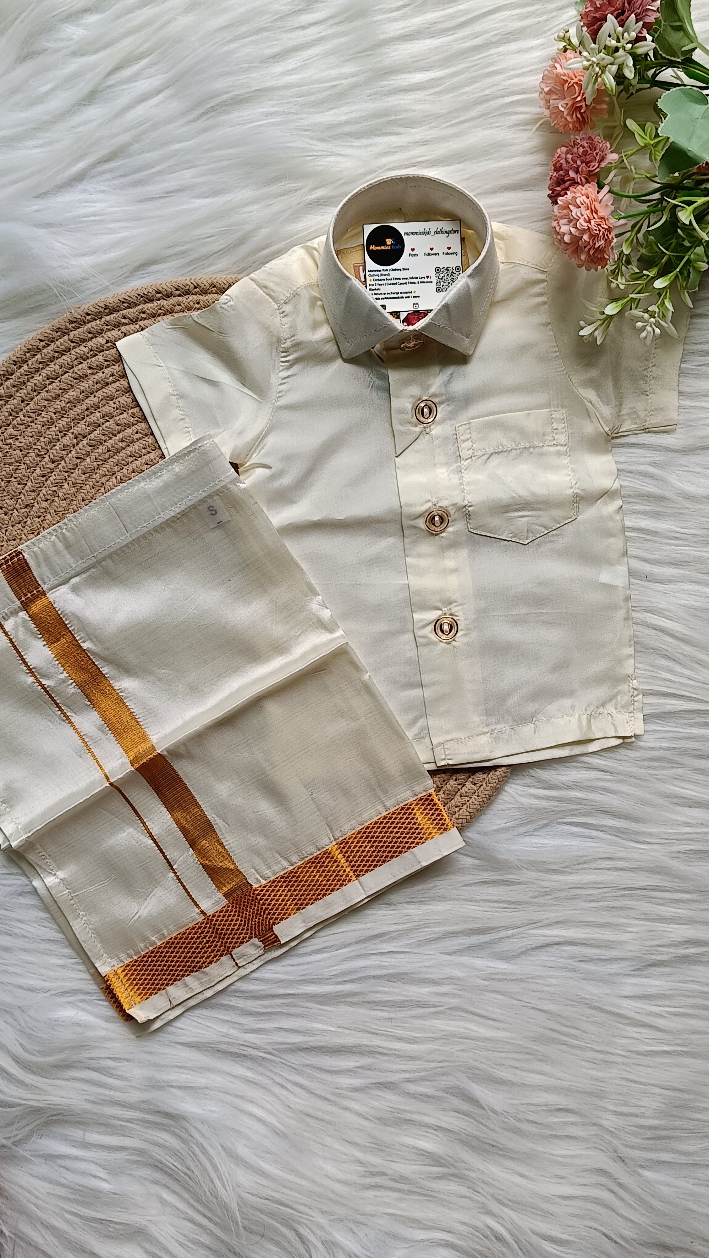 Traditional Velcro Pancha Shirt with Kanduva