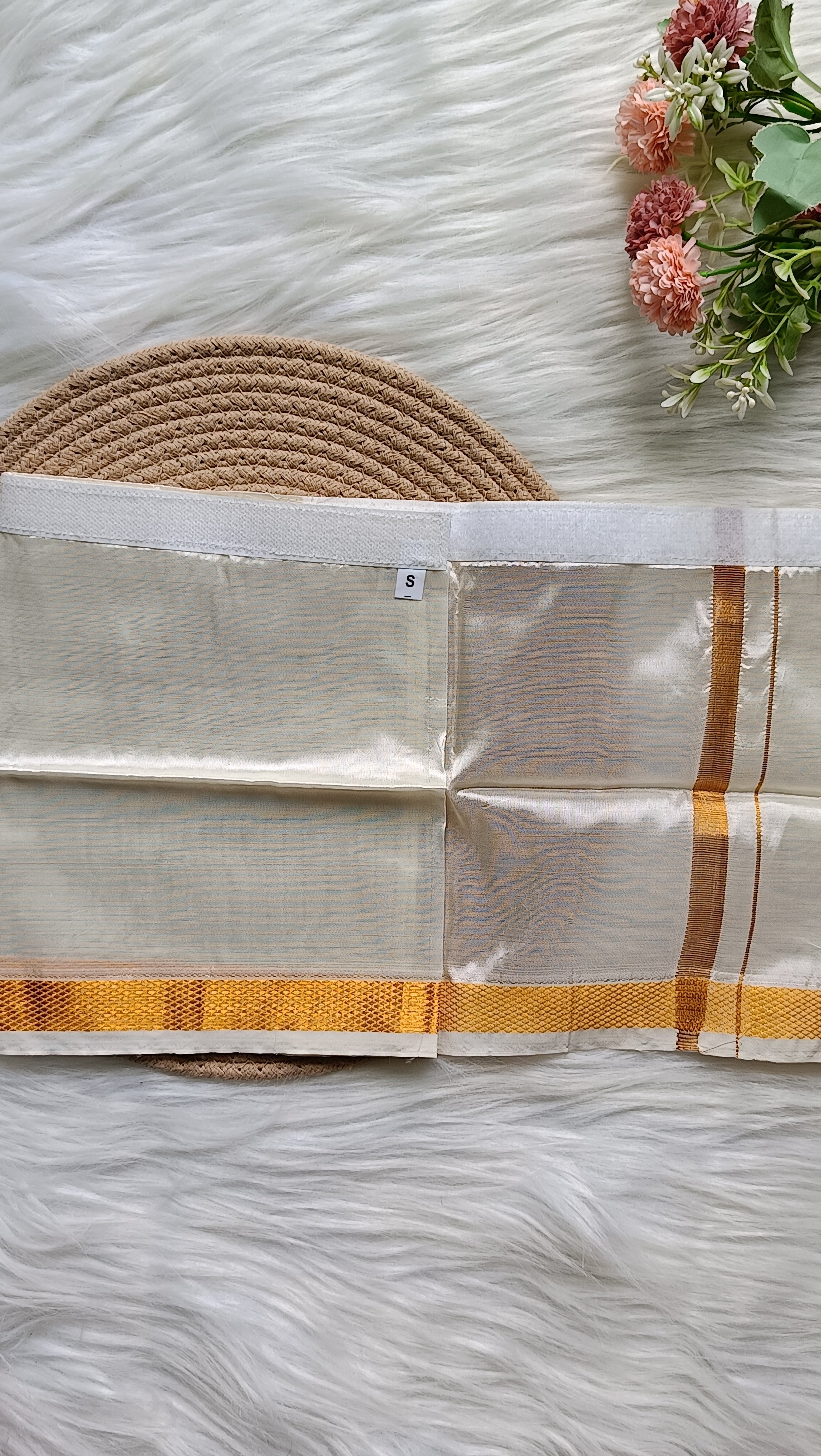 Traditional Velcro Pancha Shirt with Kanduva